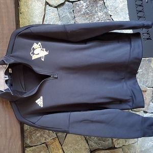 Mens Medium Black Pittsburgh Penguins sweatshirt.